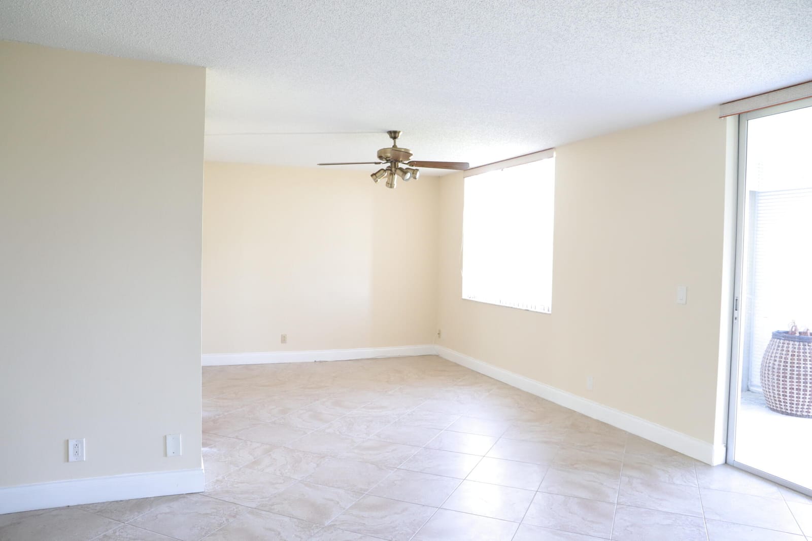 6400 NW 2nd Avenue 423 — photo 12