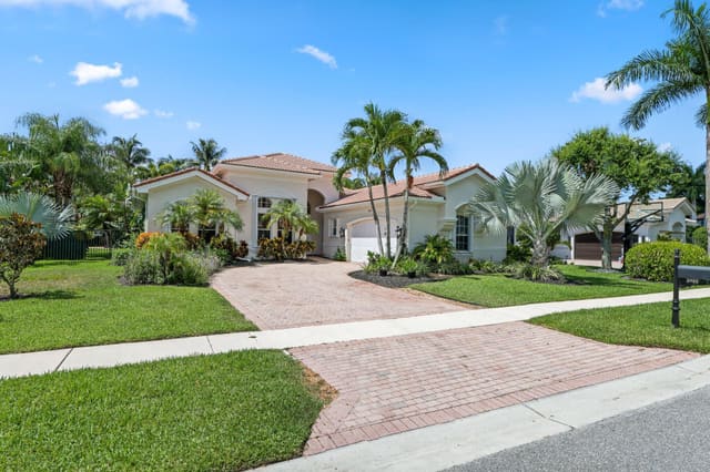 8888 Rockridge Glen Cove, sold in Canyon Lakes 1, Boynton Beach, FL