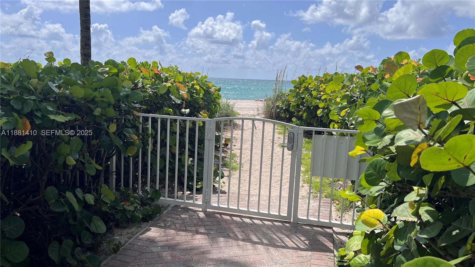 16485 Collins Avenue 2334 — photo 7