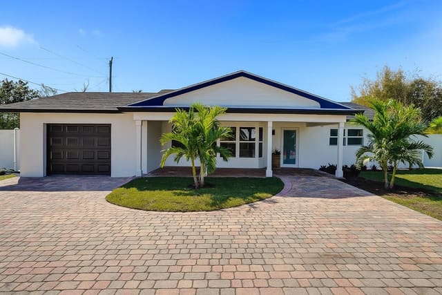 530 Kingbird Circle, Delray Beach, FL 33444