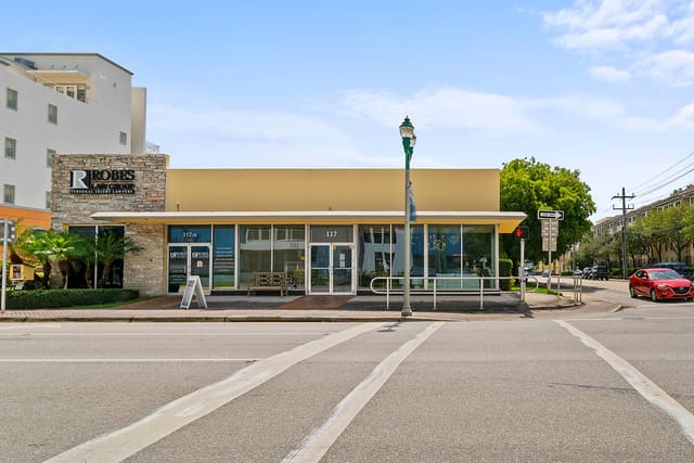 117 NE 5th Avenue, Delray Beach, FL 33483