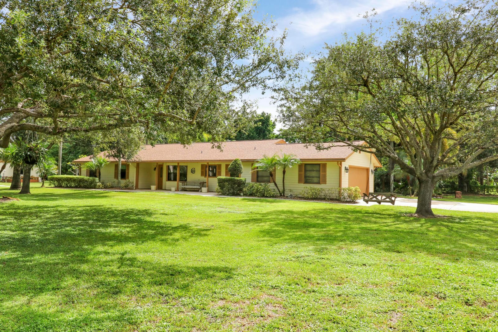 12818 Old Indiantown Road — photo 3