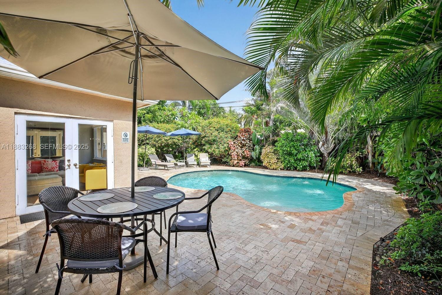 301 NE 48th Street, Oakland Park, FL 33334 photo 1