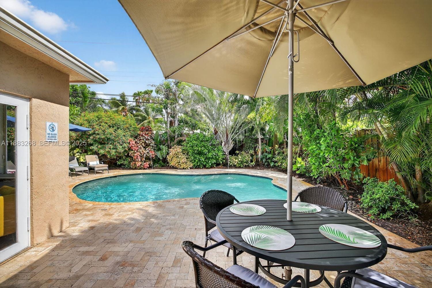 301 NE 48th Street, Oakland Park, FL 33334 photo 4