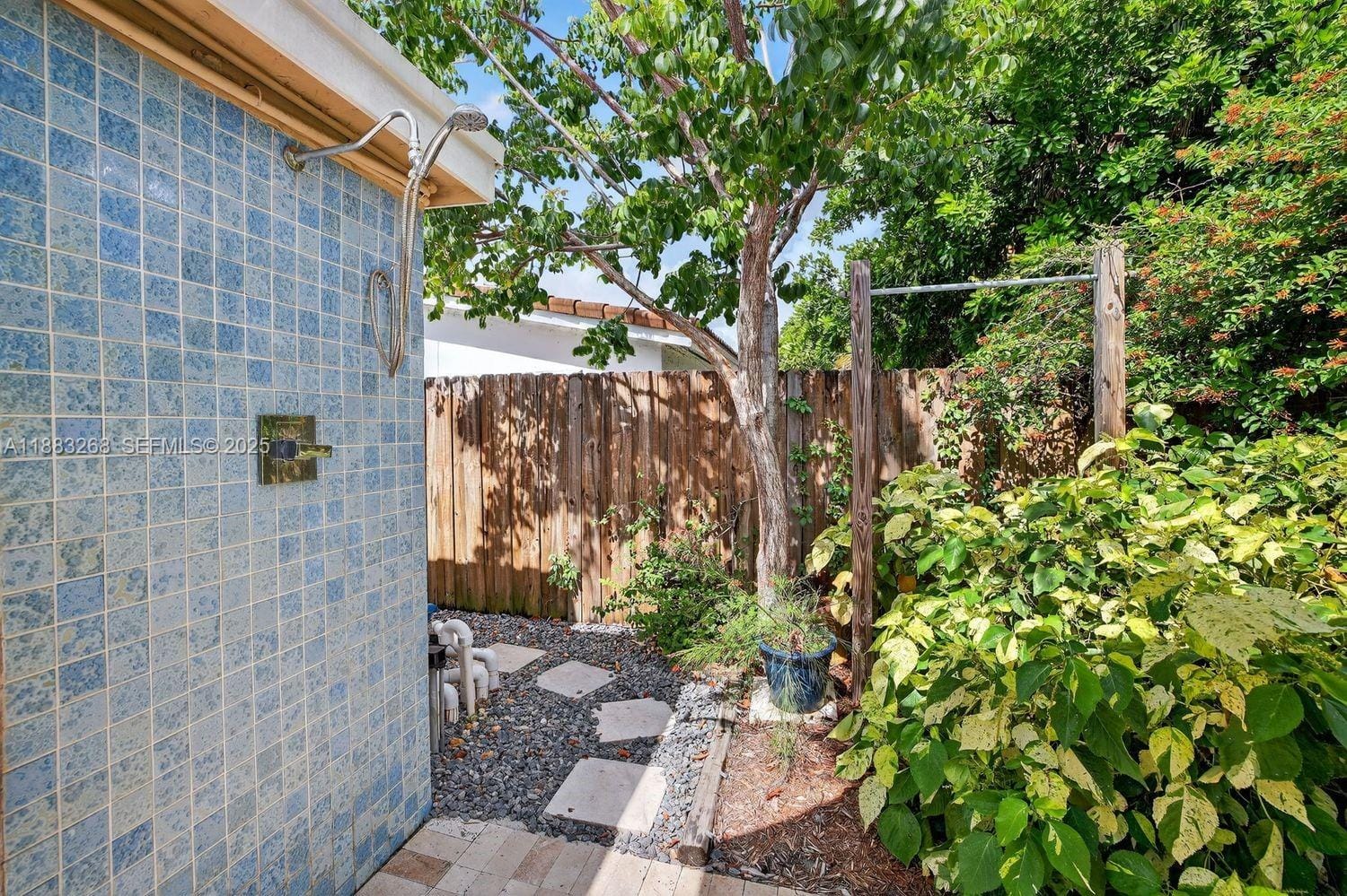 301 NE 48th Street, Oakland Park, FL 33334 photo 9