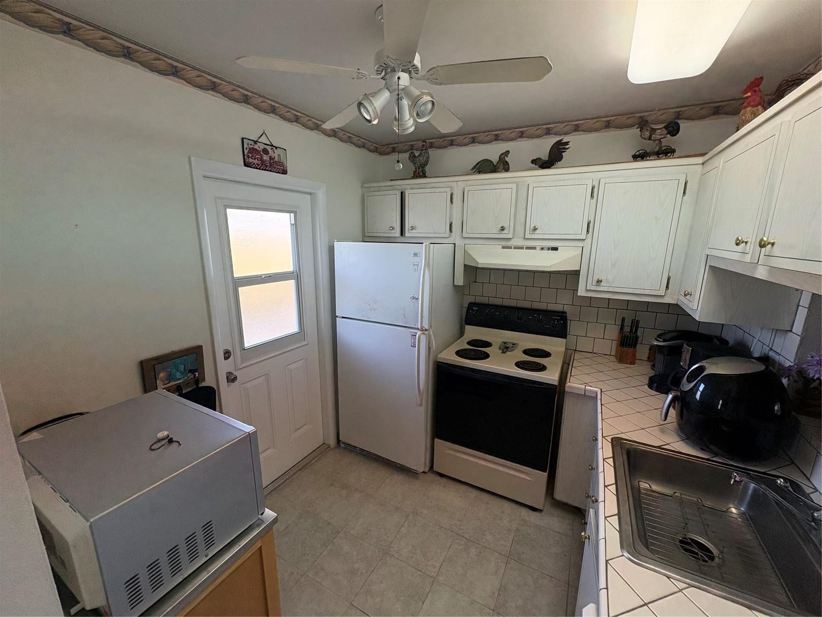 3506 NW 49th Avenue 604, Lauderdale Lakes, FL 33319 photo 24