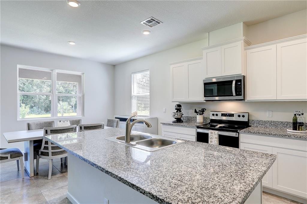 2341 Crowned Eagle Circle SW, Vero Beach, FL 32962 photo 17