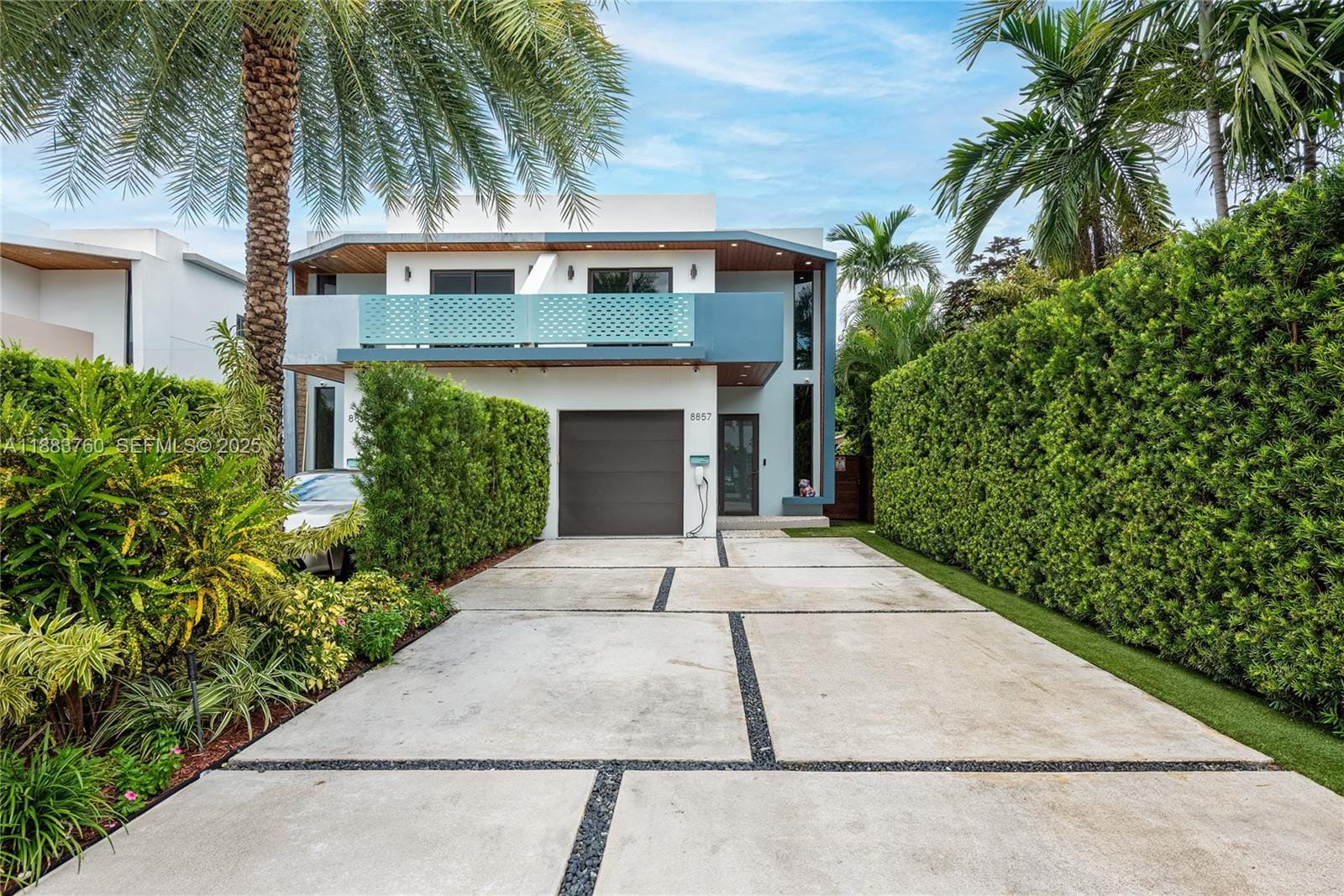 8857 SW 28th Street, Miami, FL 33165