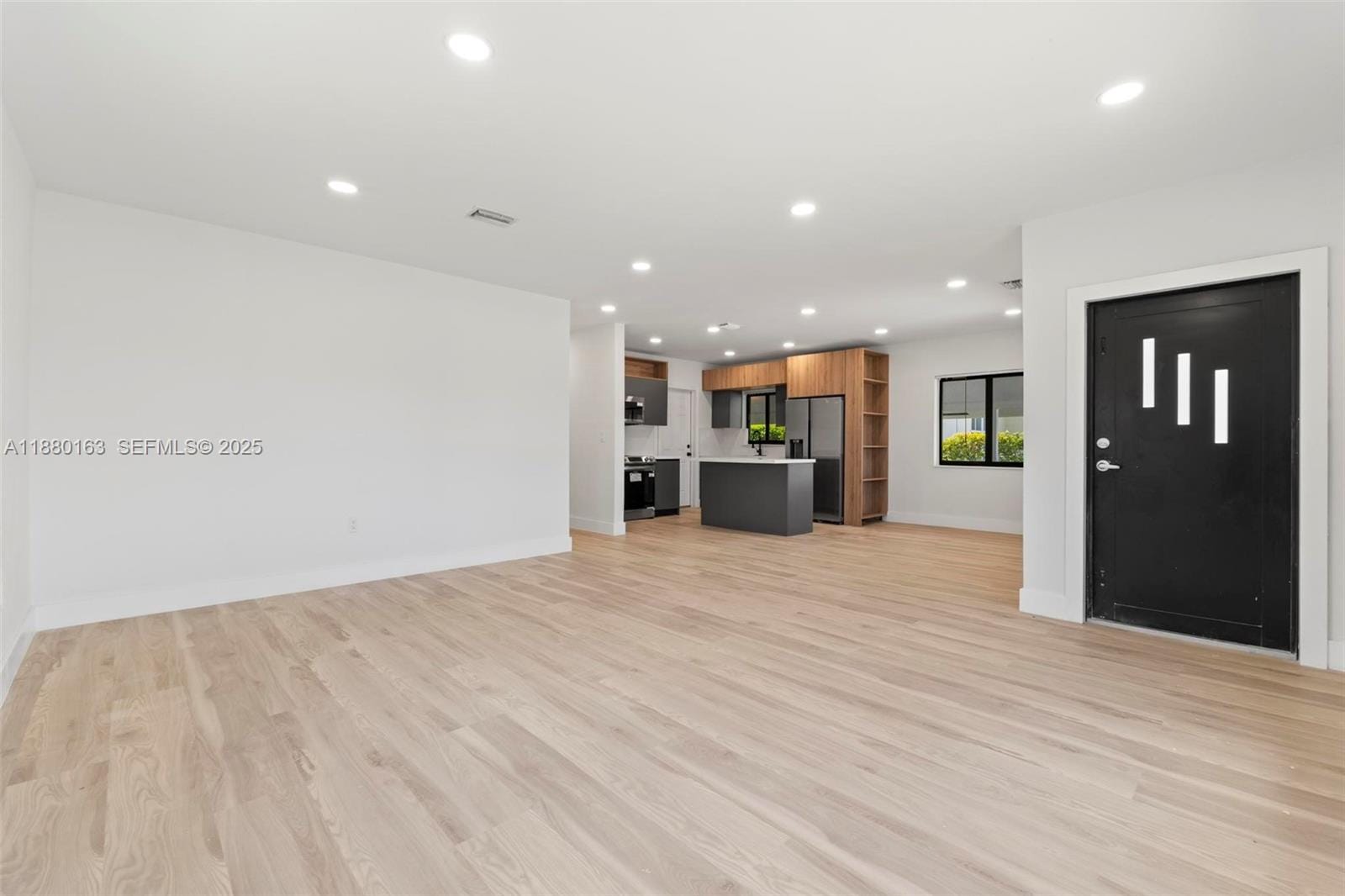 5204 SW 19th Street — photo 8