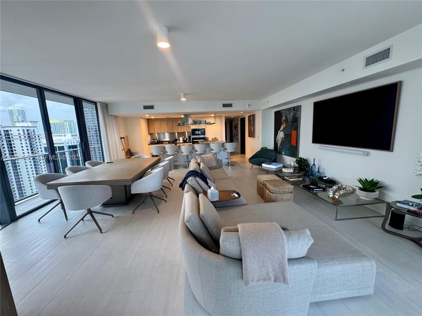 1000 Brickell Plaza 3302, Miami, FL 33131 photo 13