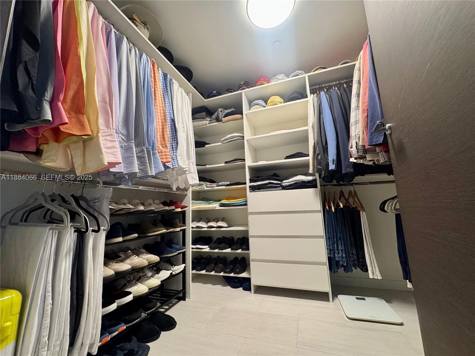1000 Brickell Plaza 3302, Miami, FL 33131 photo 22