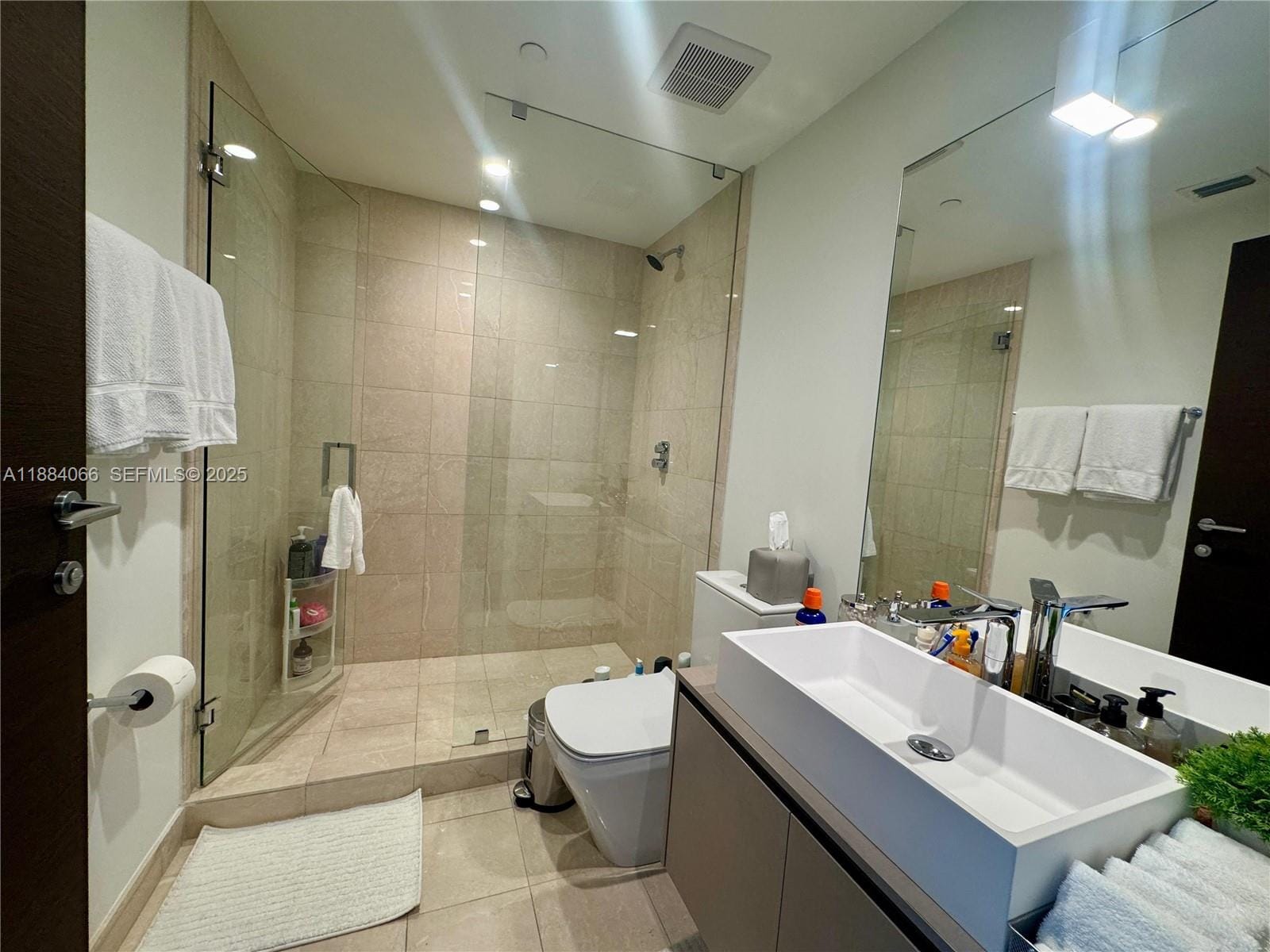 1000 Brickell Plaza 3302, Miami, FL 33131 photo 23