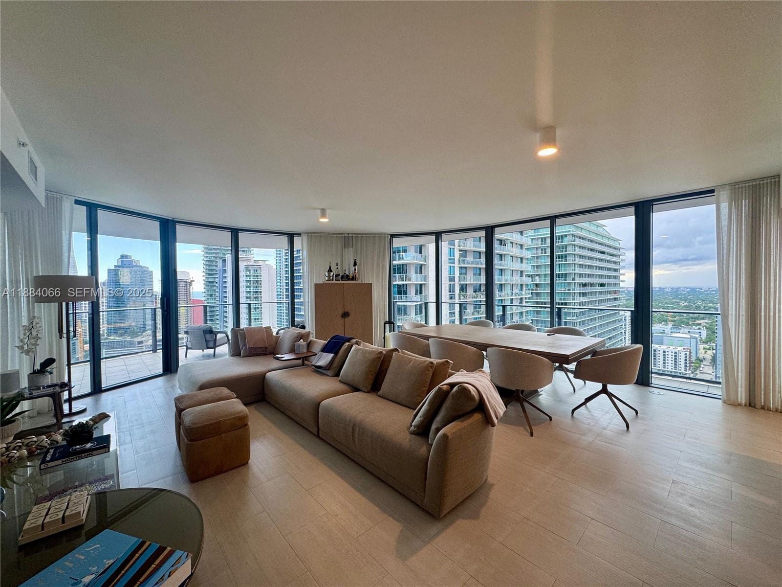 1000 Brickell Plaza 3302 — photo 10