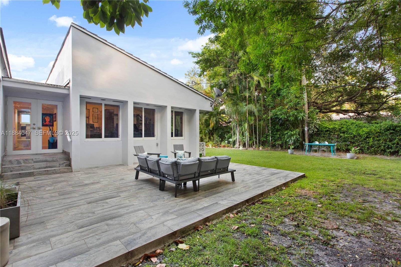 412 Zamora Avenue, Coral Gables, FL 33134 photo 17