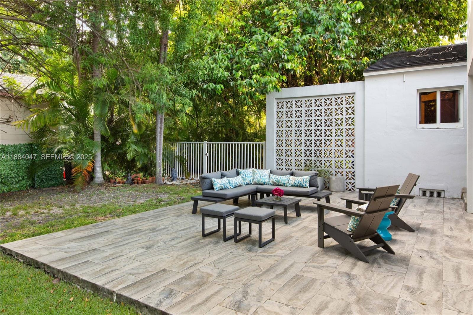 412 Zamora Avenue, Coral Gables, FL 33134 photo 21