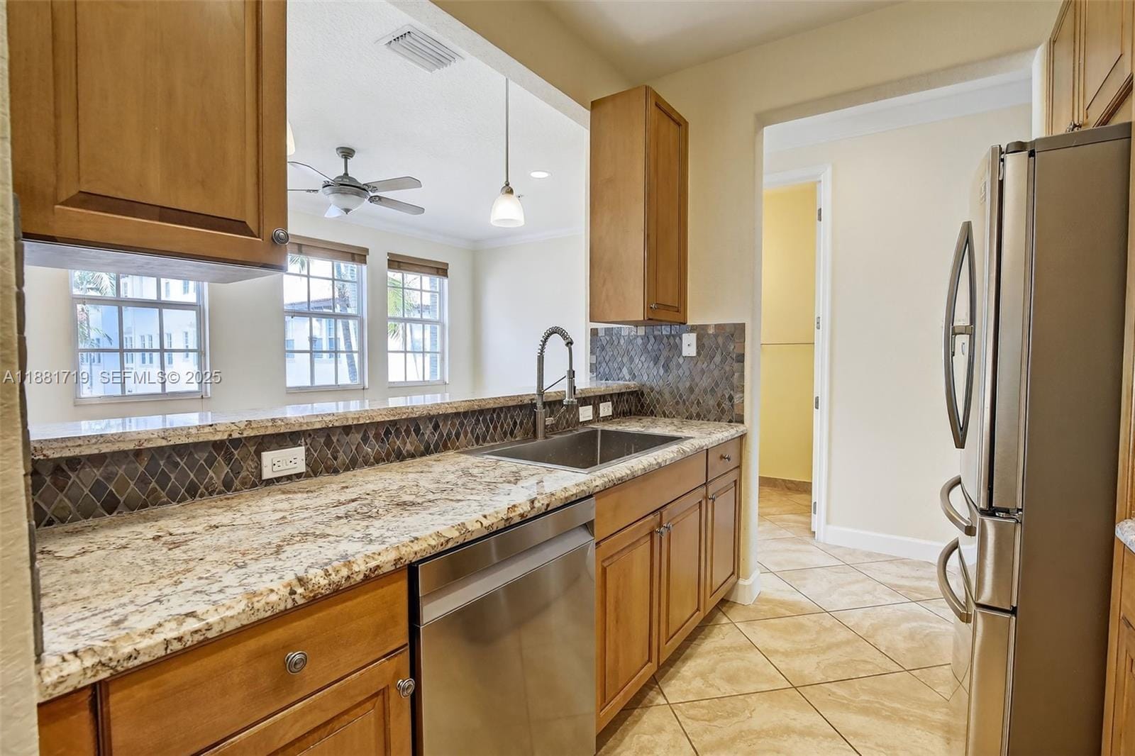 11900 SW 27th Street 1003, Miramar, FL 33025 photo 3