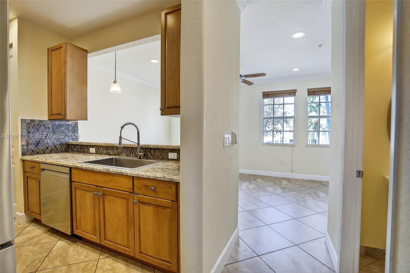 11900 SW 27th Street 1003, Miramar, FL 33025 photo 4