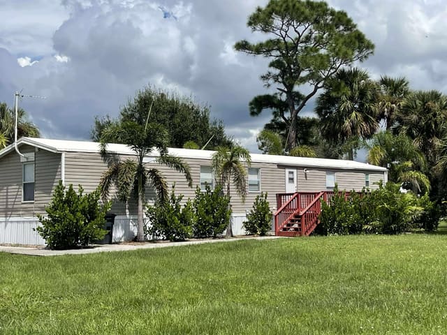 8672 SE 59th Drive, sold in Pioneer Estates, Okeechobee, FL