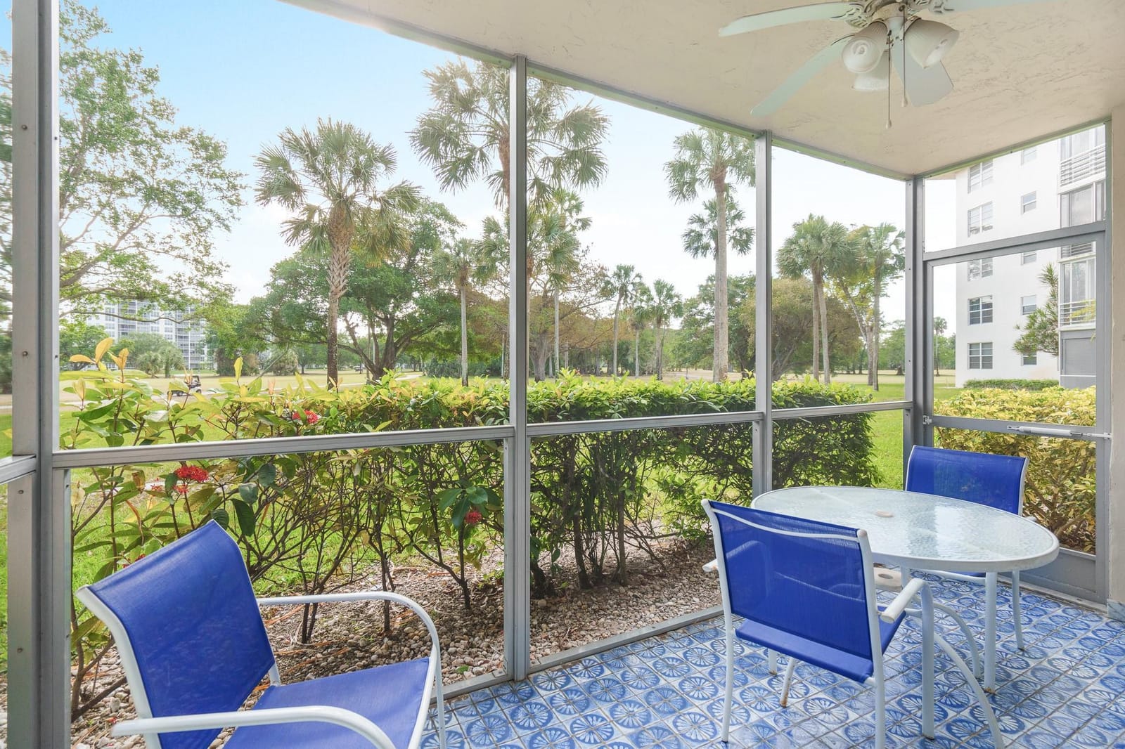 3800 Oaks Clubhouse Drive 110, Pompano Beach, FL 33069 photo 30