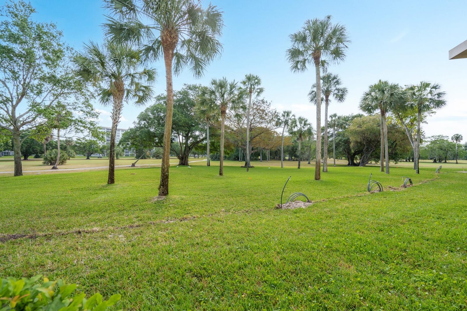 3800 Oaks Clubhouse Drive 110 — photo 6