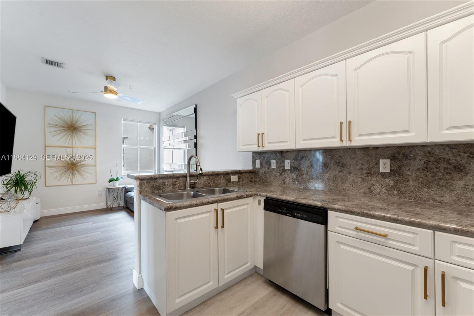 4381 SW 160th Avenue 208 — photo 9