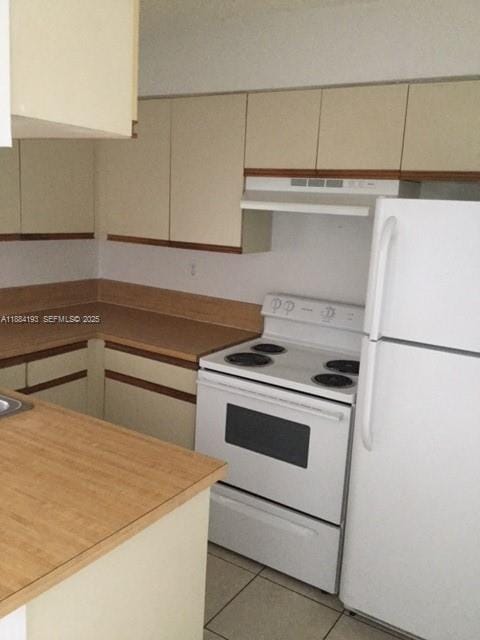17580 NW 67th Place F-1, Hialeah, FL 33015