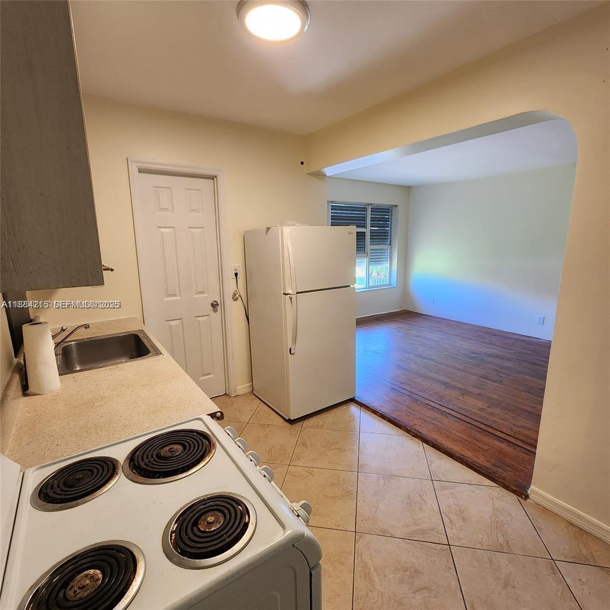 1843 Wiley Street, Hollywood, FL 33020, Hollywood
