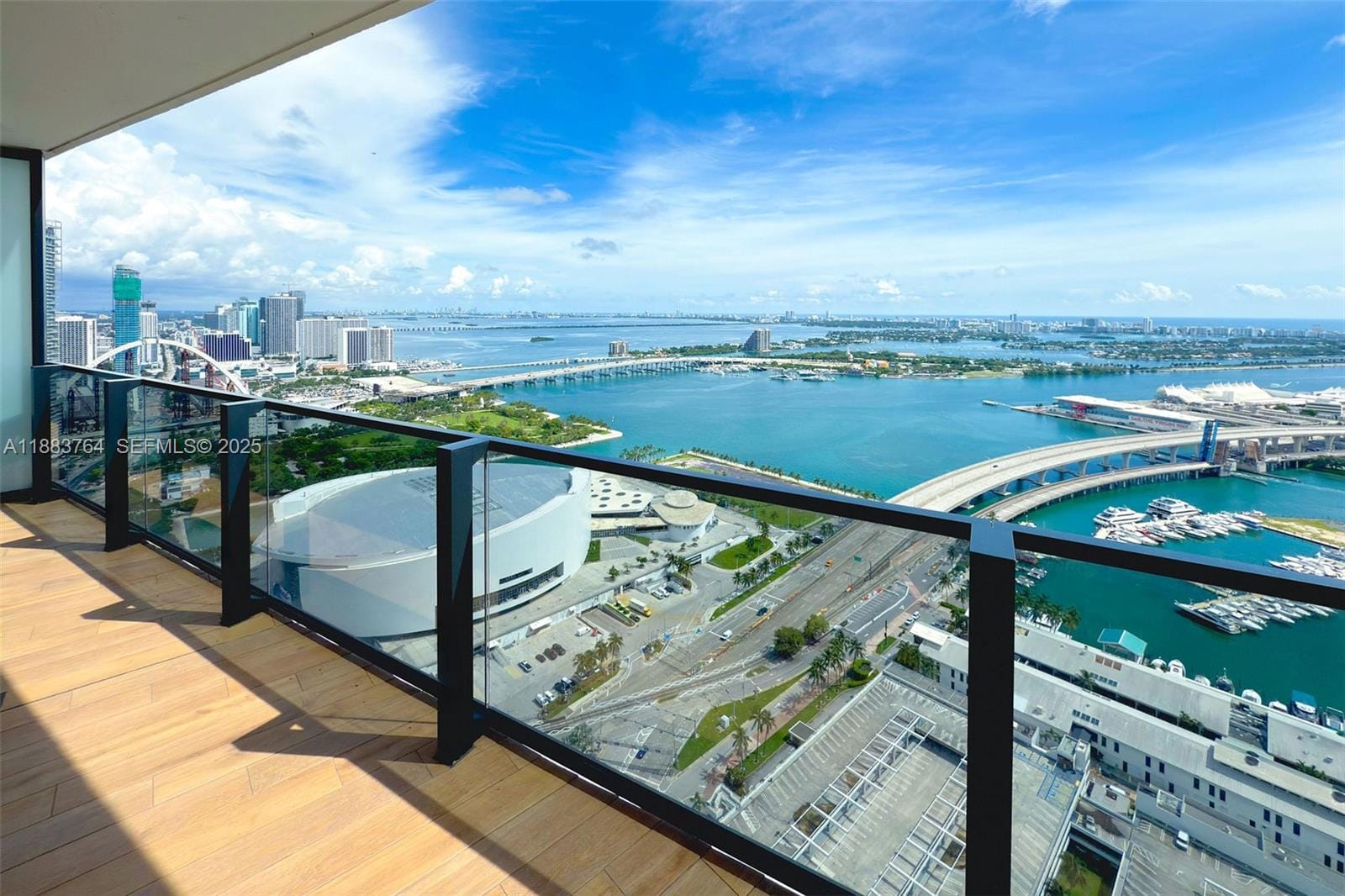 398 NE 5th Street 2410, Miami, FL 33132 photo 2