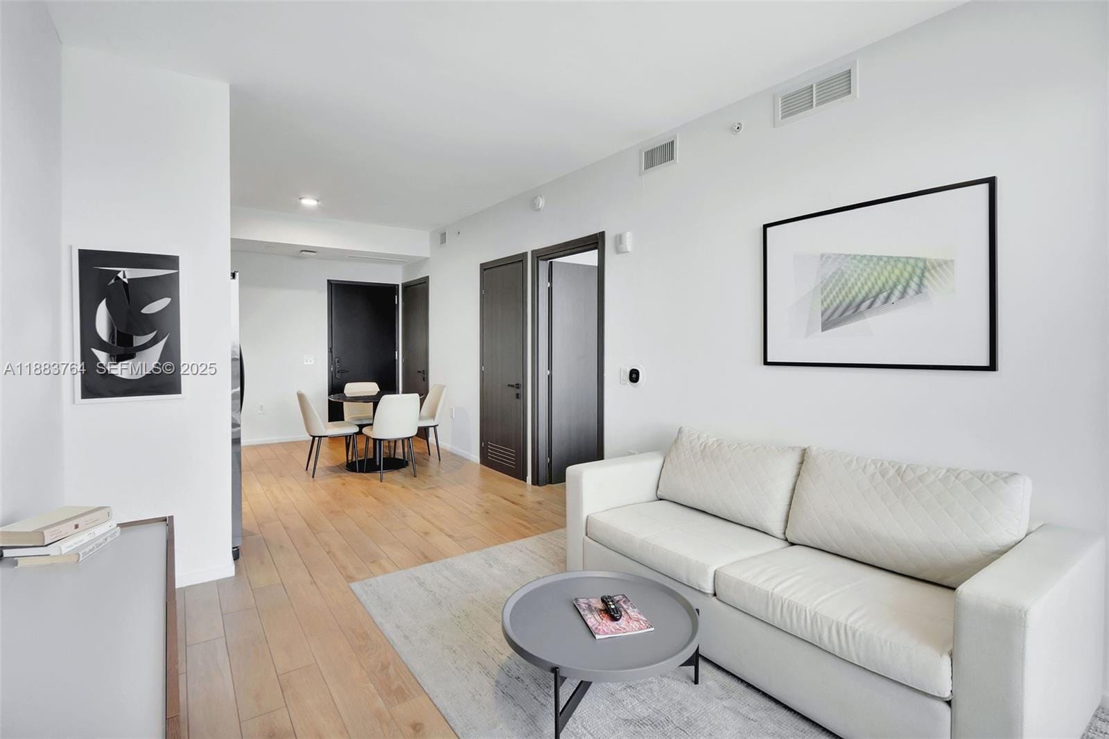 398 NE 5th Street 2410, Miami, FL 33132 photo 6