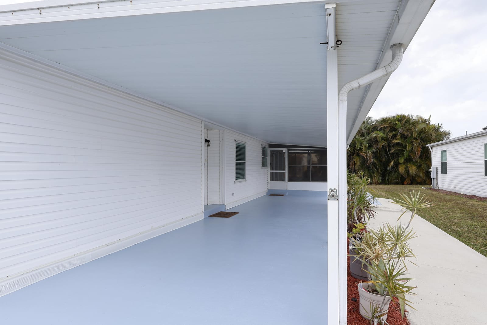3700 Westchester Court — photo 2