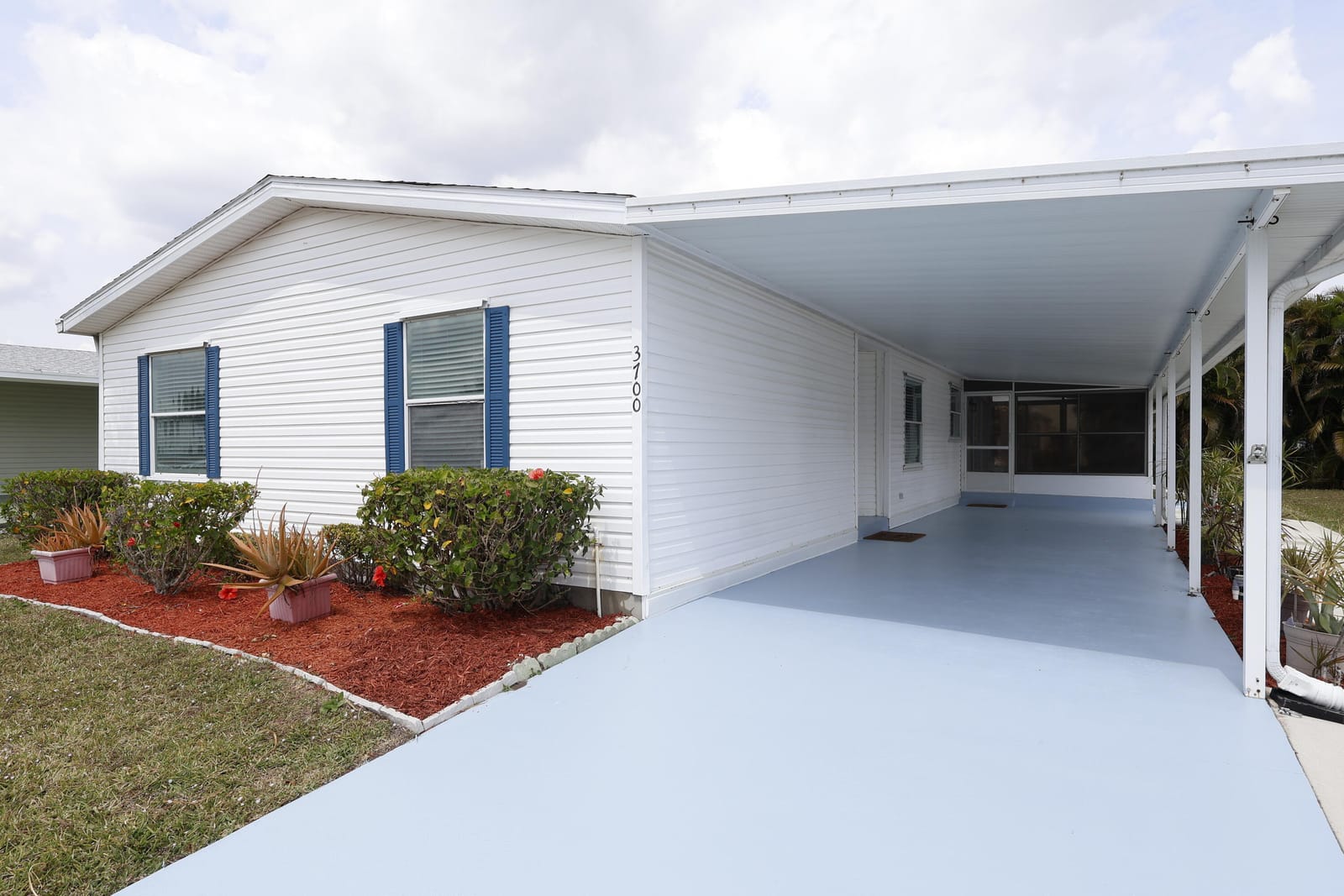 Sold home at 3700 Westchester Court, Port St. Lucie, FL 34952