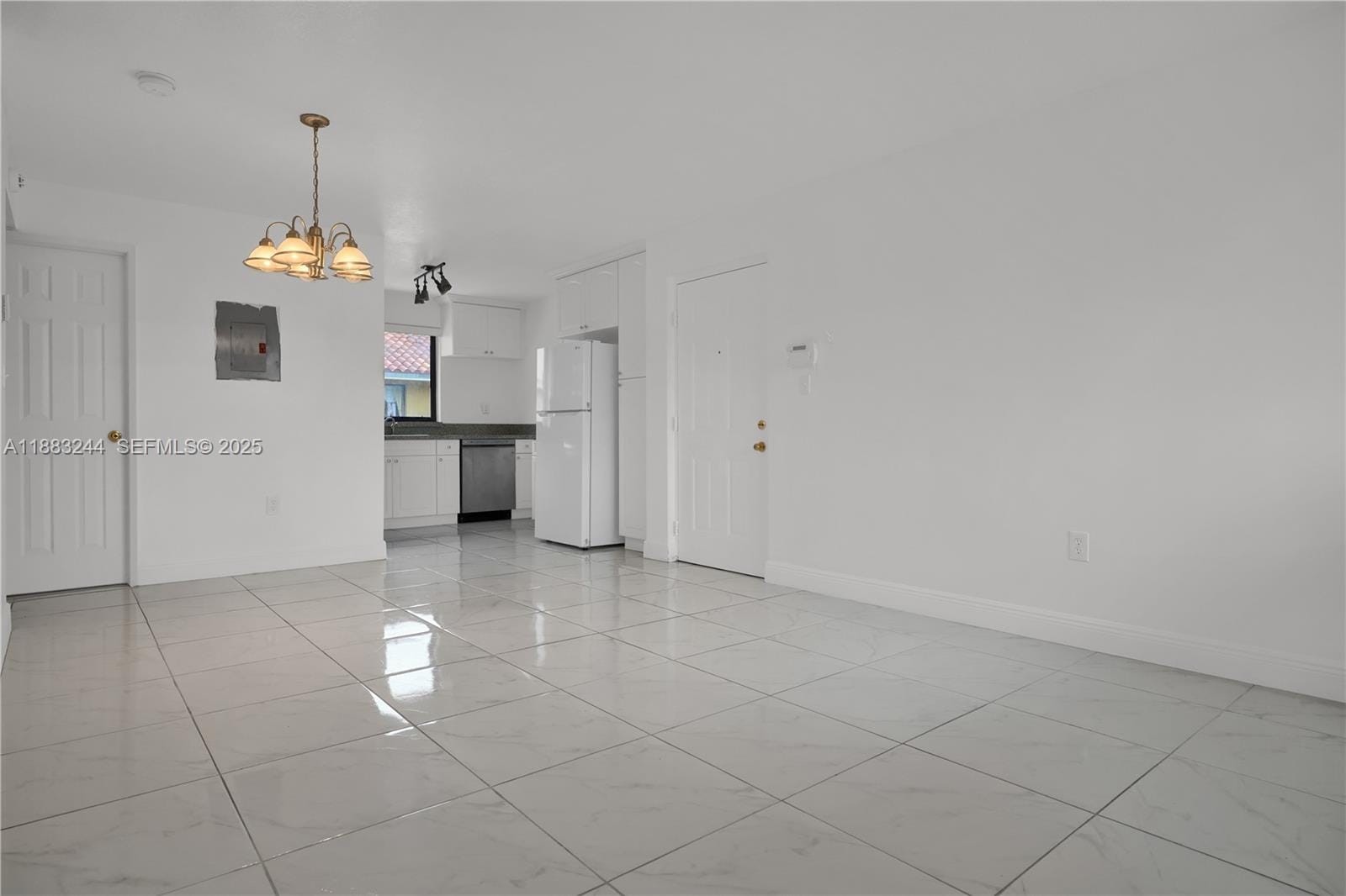 2740 W 61st Street 204, Hialeah, FL 33016 photo 12