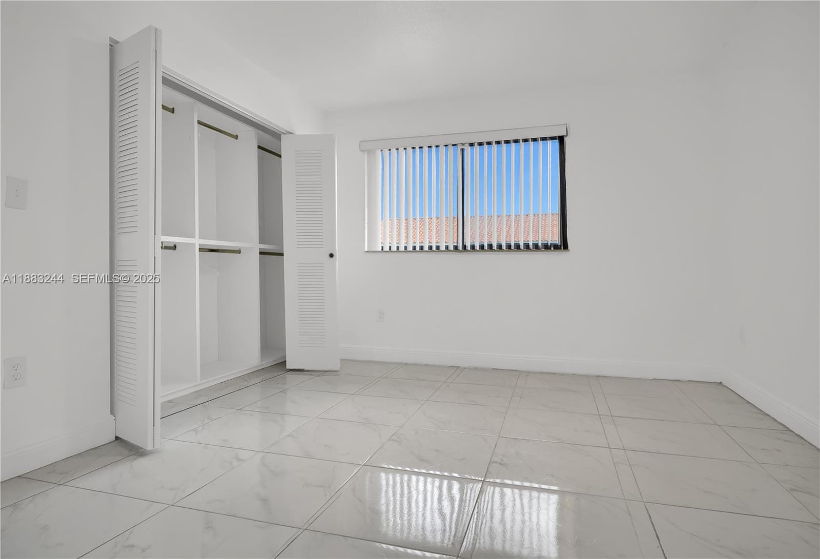 2740 W 61st Street 204, Hialeah, FL 33016 photo 5
