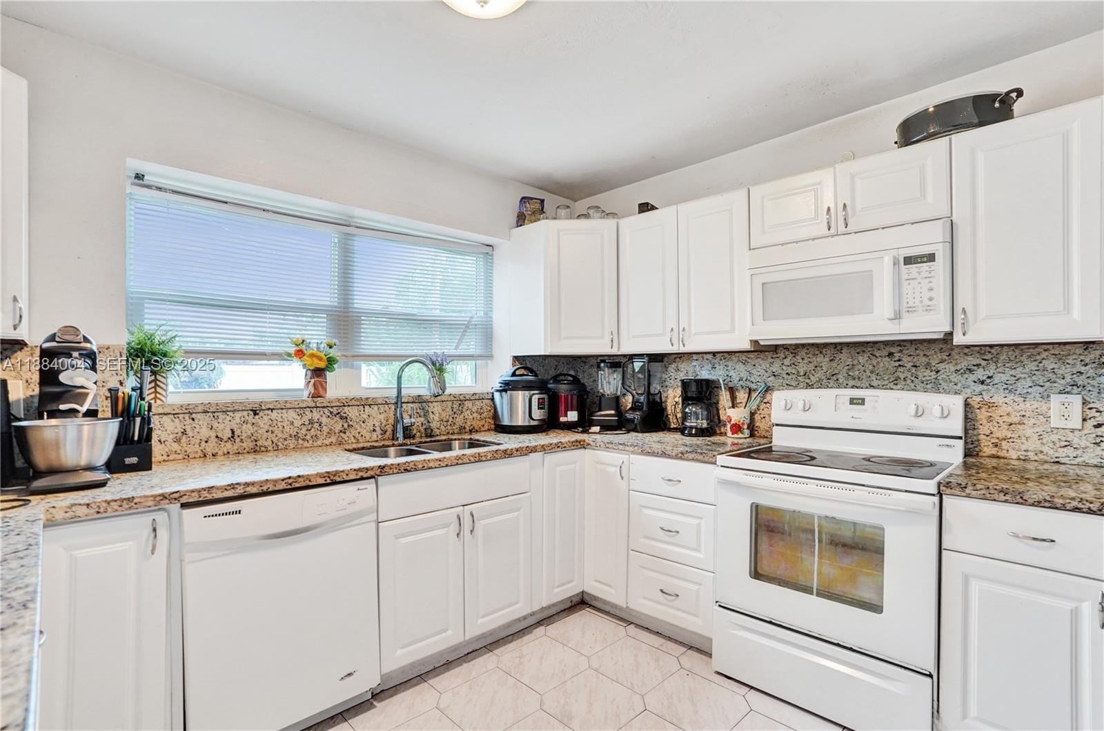 320 N 71st Avenue, Hollywood, FL 33024 photo 18