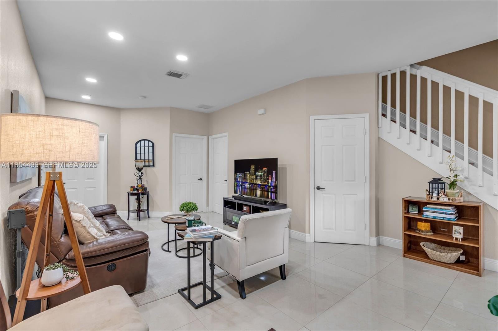 8401 NW 107th Court 4-36 — photo 5