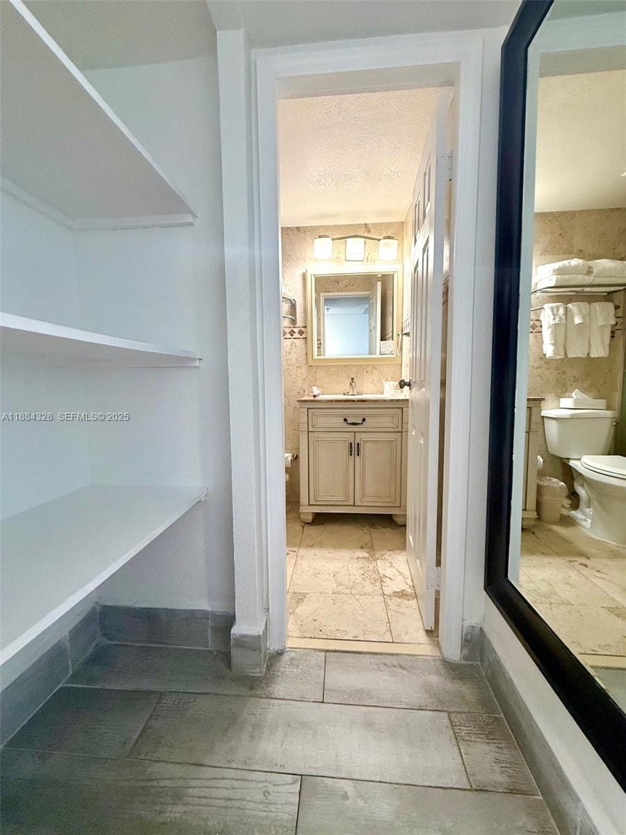 19201 Collins Avenue 1016, Sunny Isles Beach, FL 33160 photo 17