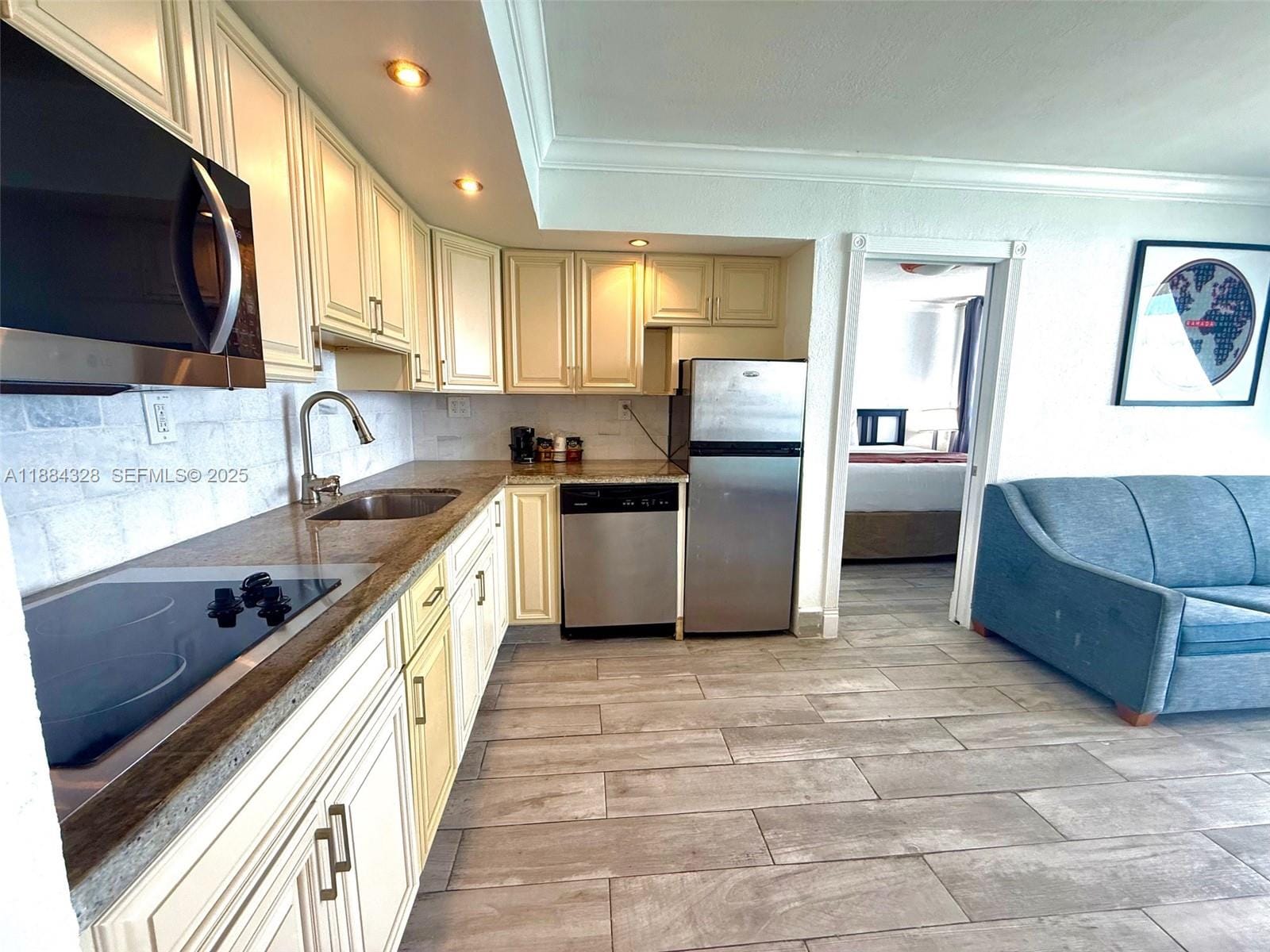 19201 Collins Avenue 1016, Sunny Isles Beach, FL 33160 photo 8