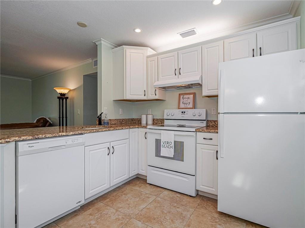 111 Spring Lake Court 106, Vero Beach, FL 32962 photo 8