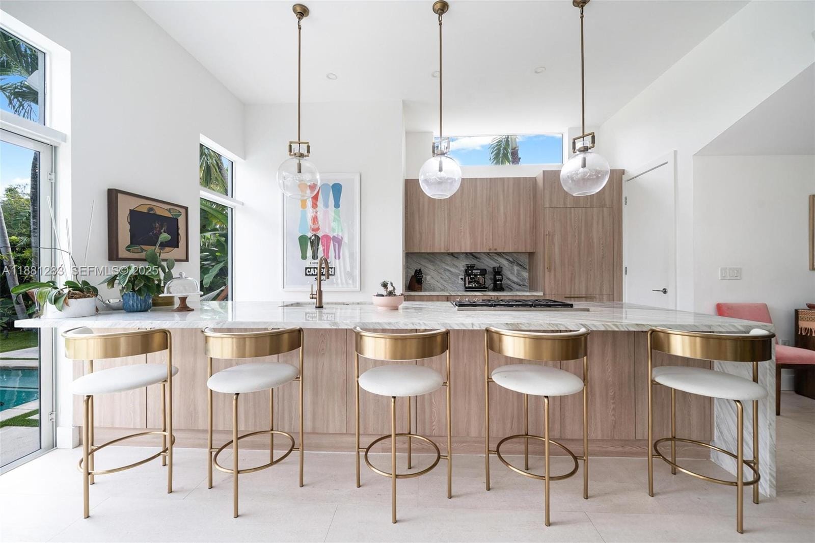 520 E Dilido Drive — photo 8