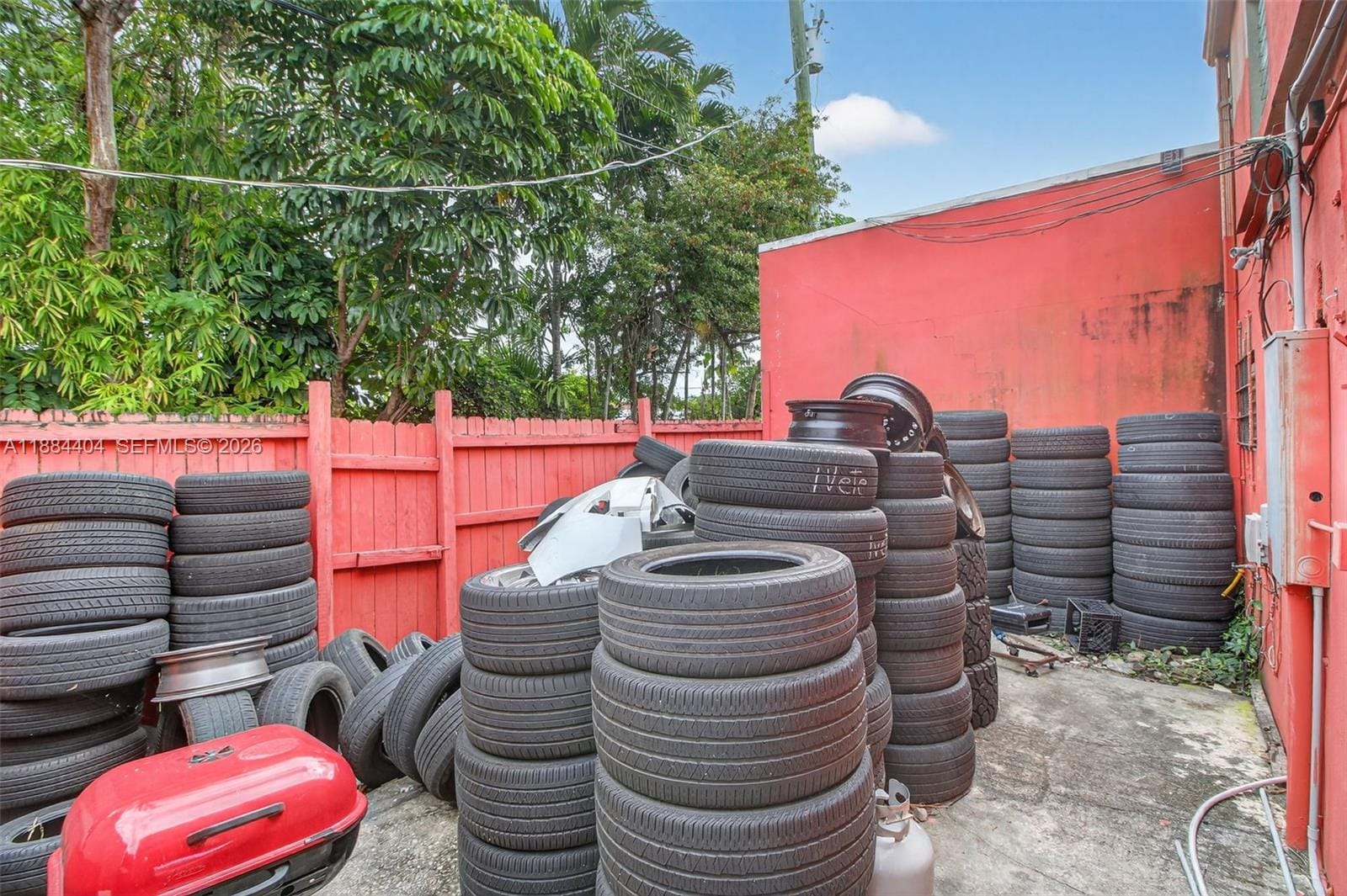 449 E Okeechobee Road, FL 33010 photo 7