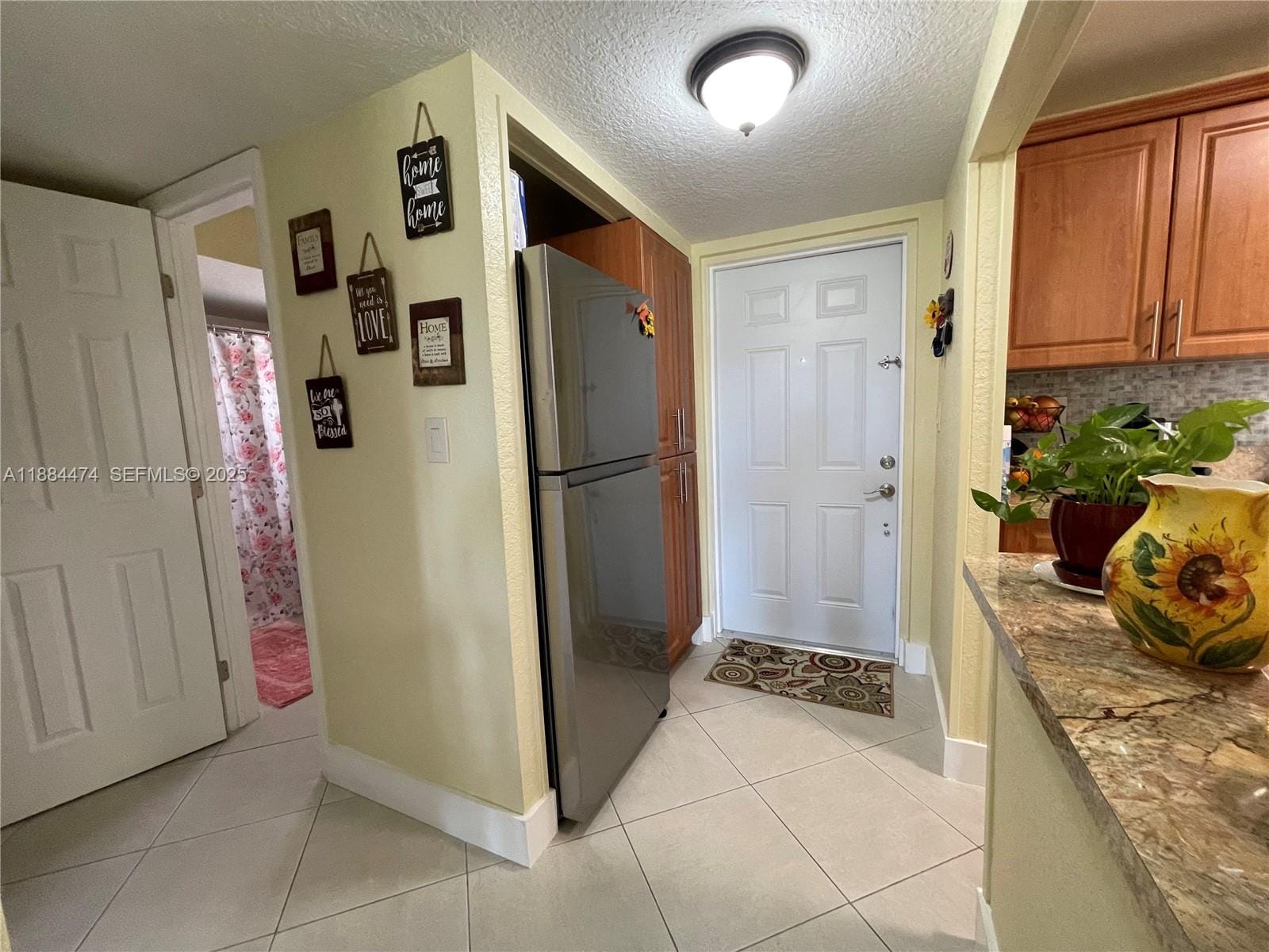 9041 Sunrise Lakes Boulevard 108 — photo 5