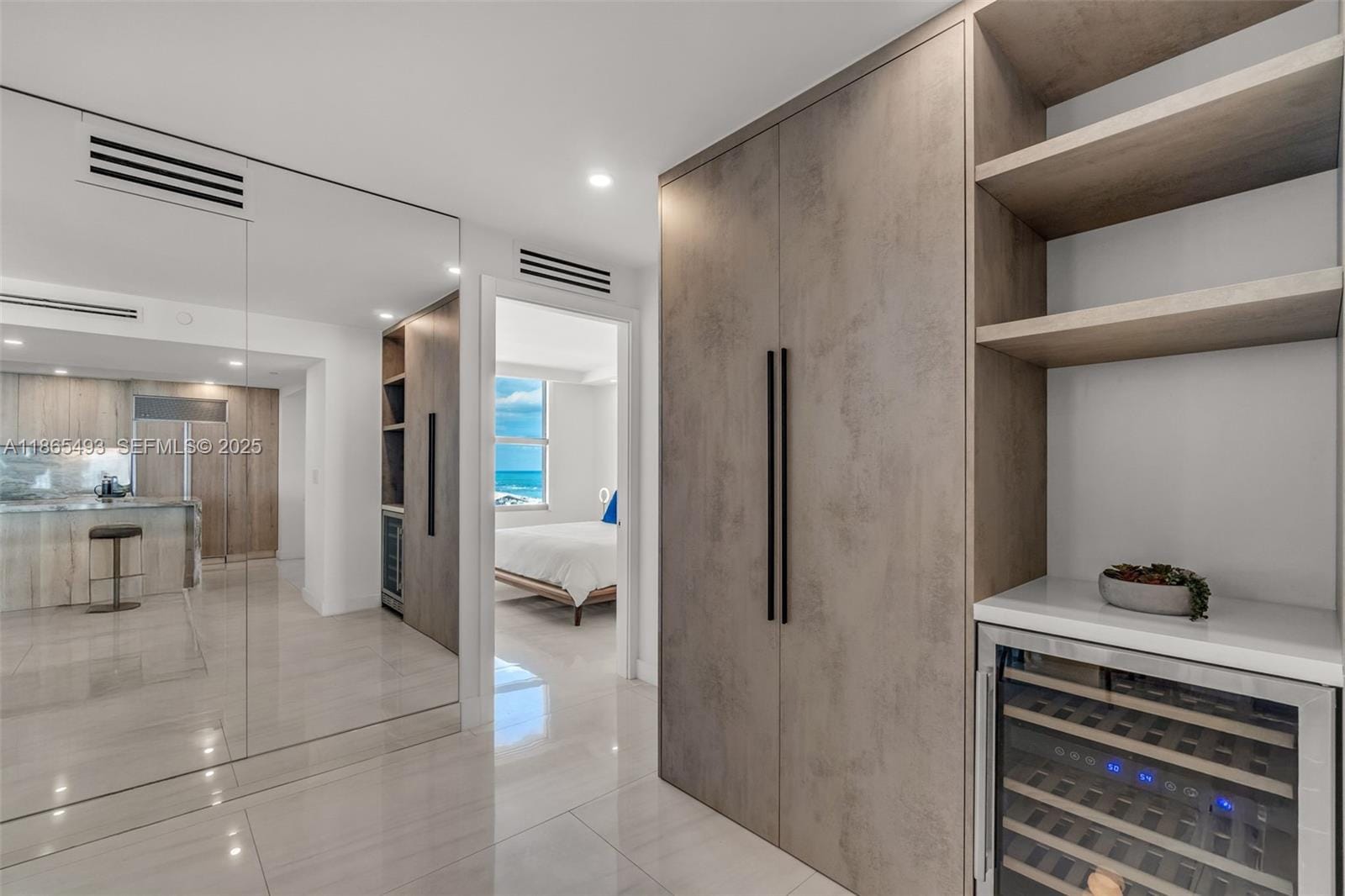 1500 Ocean Drive 1003 — photo 12