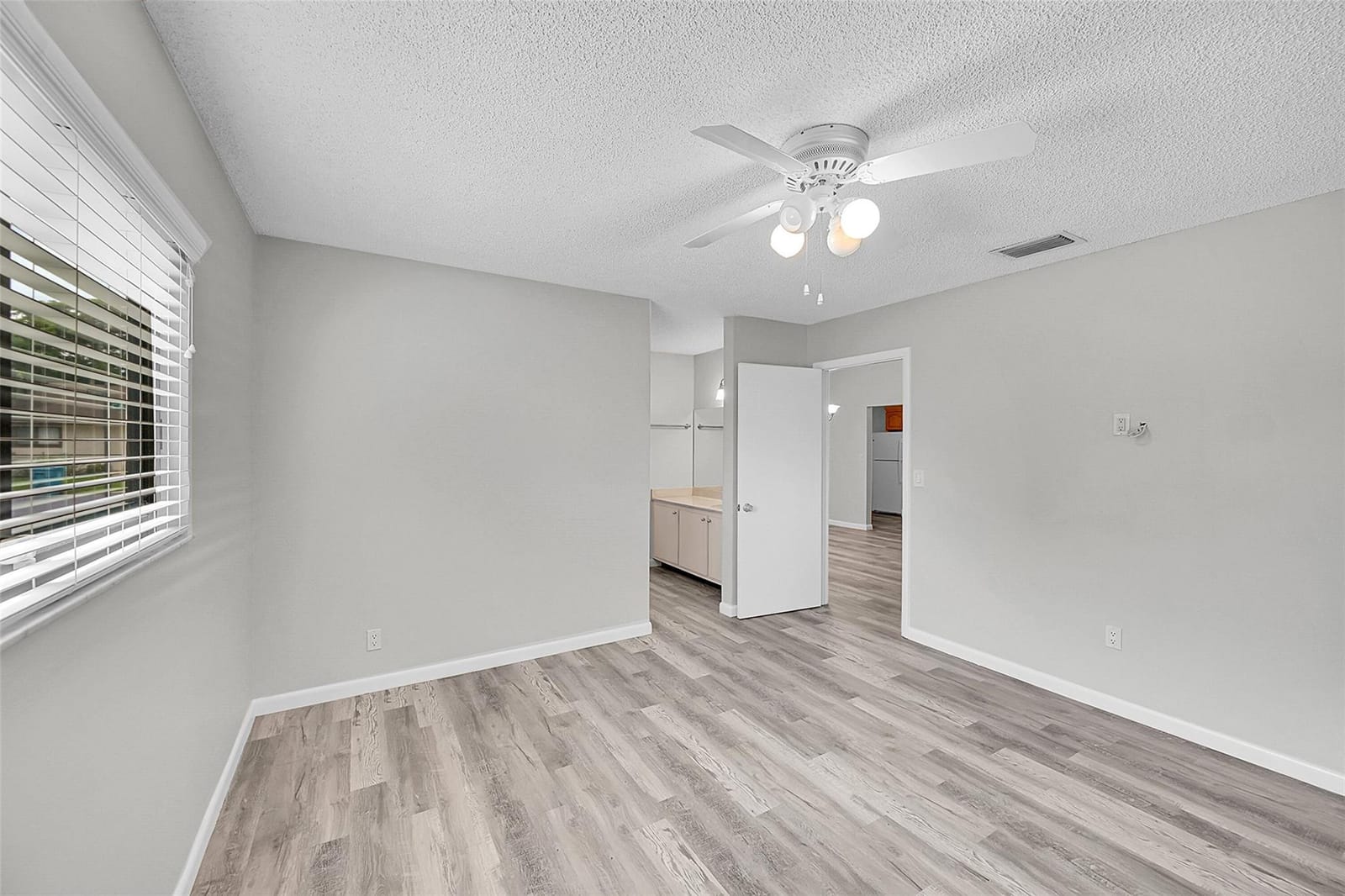 8 Camden Lane, Boynton Beach, FL 33426 photo 24