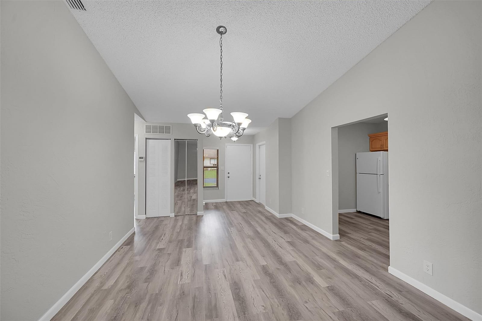 8 Camden Lane, Boynton Beach, FL 33426 photo 8