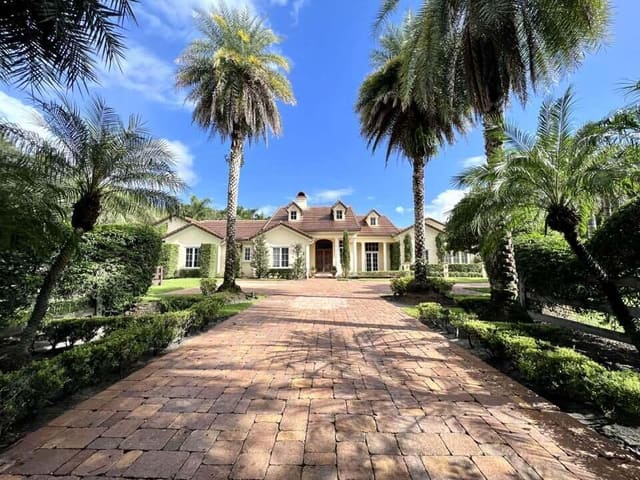 2057 Appaloosa Trail, sold in Saddle Trail Park Of Wellington, Wellington, FL