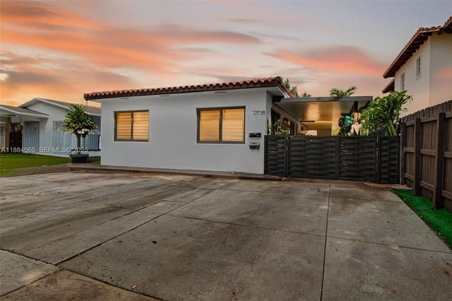 3297 SW 26th Street, Miami, FL 33133