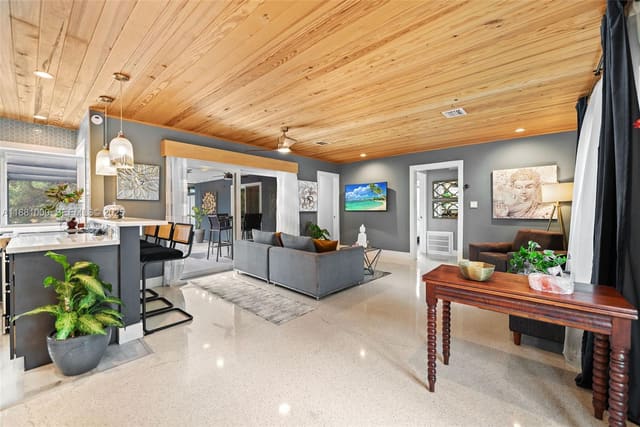 2010 NW 35th Street, sold in Royal Palm Acres Third Se, Fort Lauderdale, FL