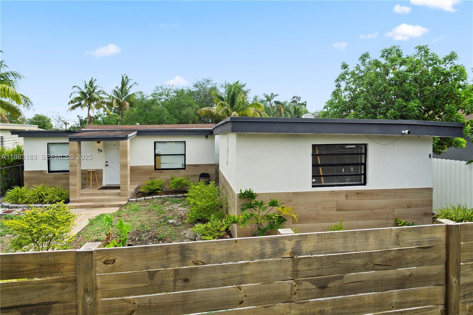 621 Glenn Parkway, Hollywood, FL 33021