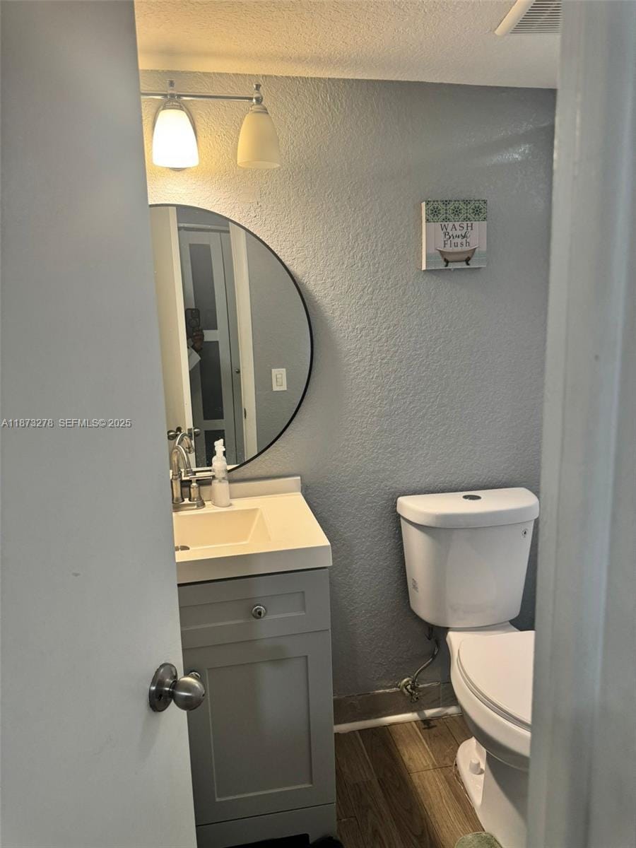 10332 Sunrise Lakes Boulevard 106, Sunrise, FL 33322 photo 22