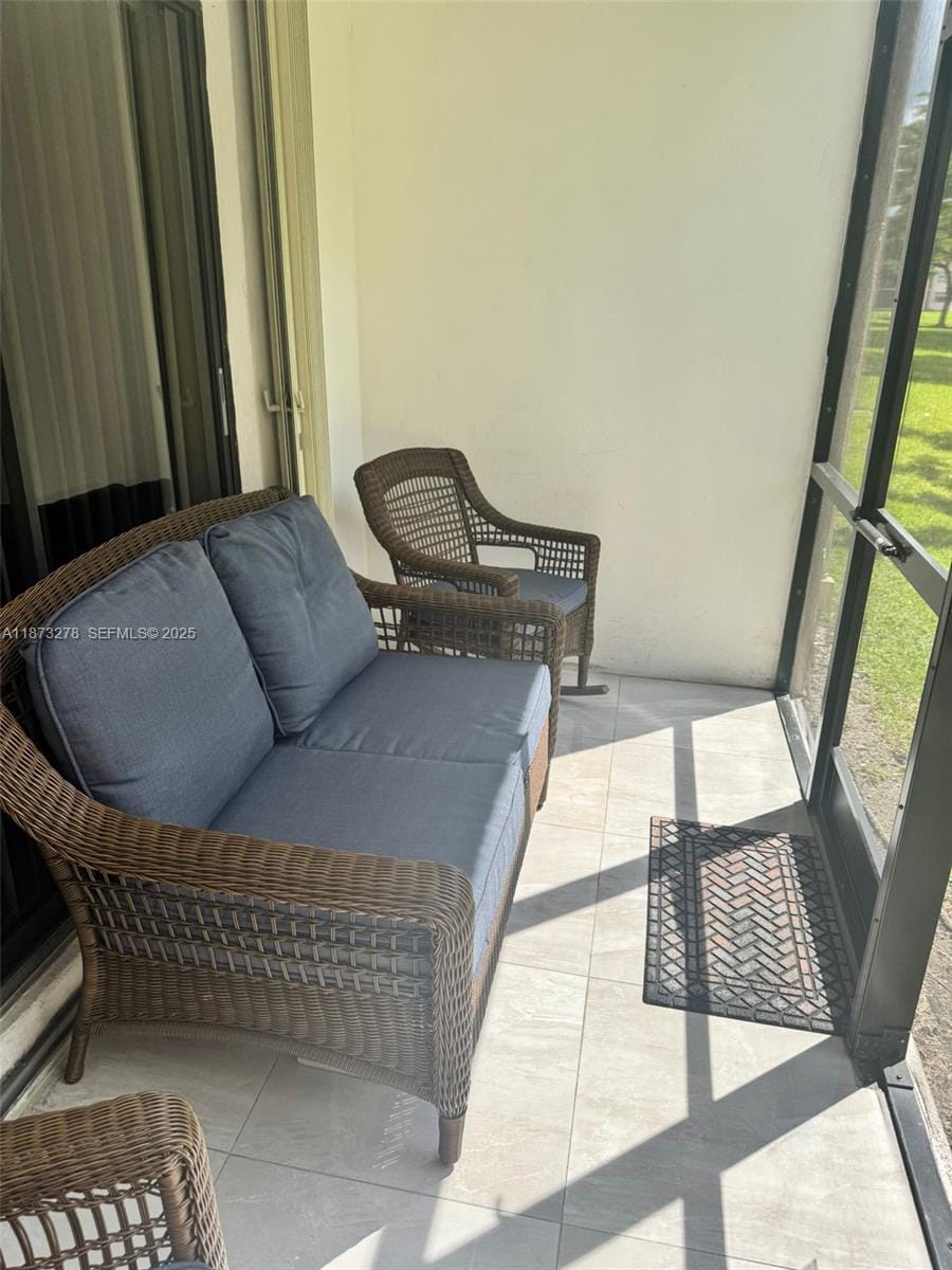 10332 Sunrise Lakes Boulevard 106 — photo 10